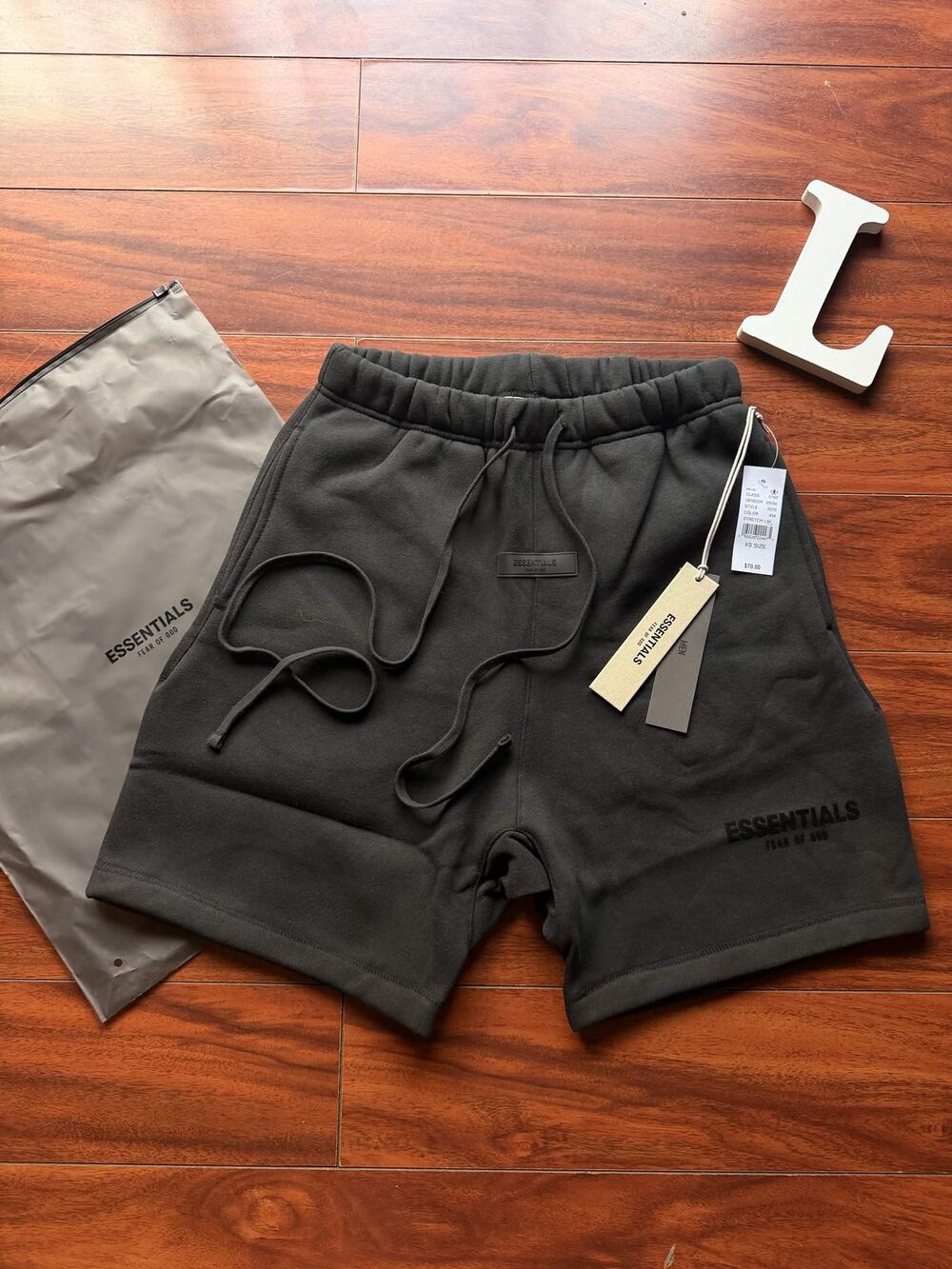 Fear of God Essentials Sweat Shorts Stretch Limo Size L